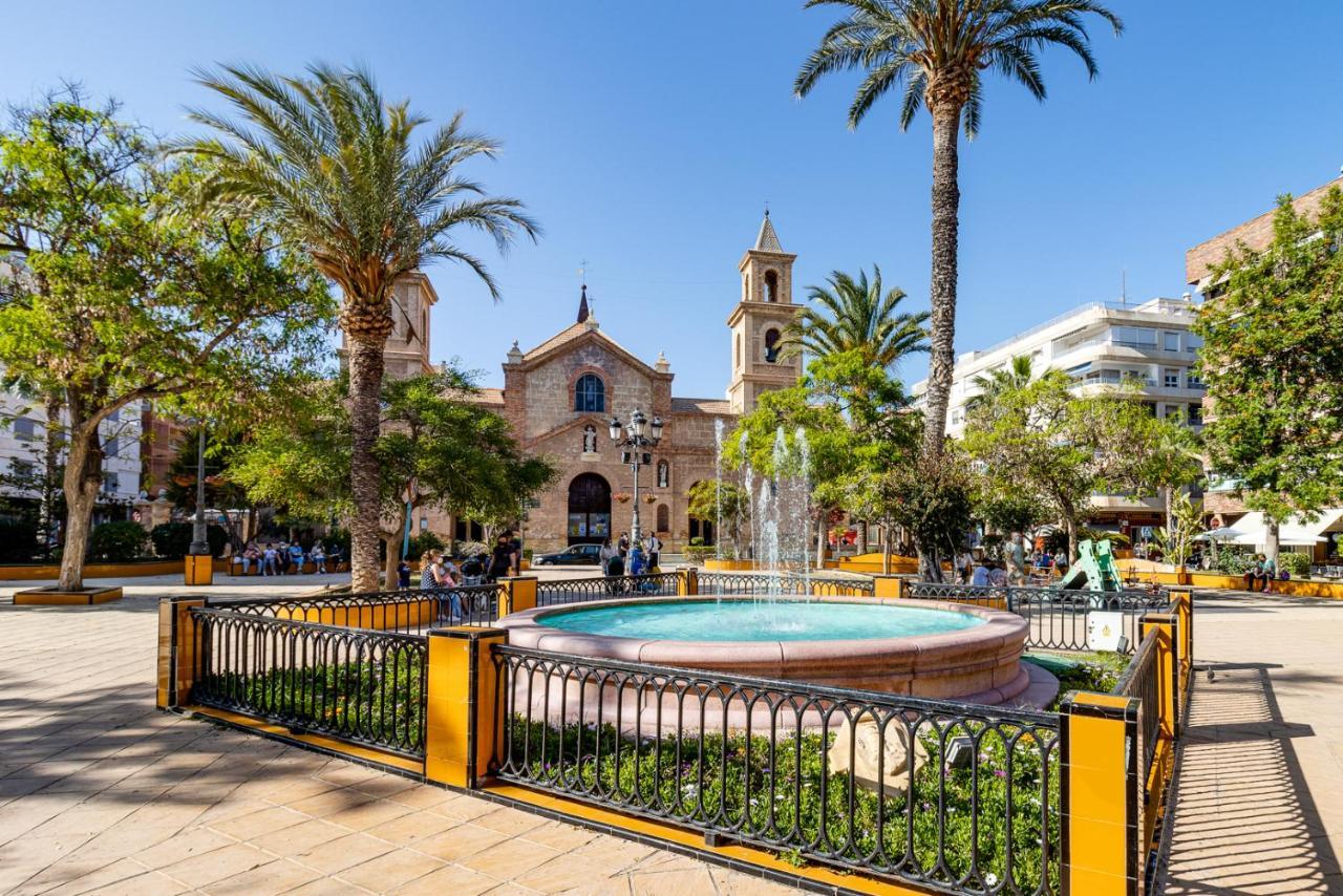Arquitecto Larramendi Lejlighed Torrevieja Eksteriør billede